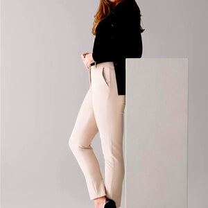 New White House Black Market Comfort Stretch, Slim Ankle Pants. 8L in Biscotti